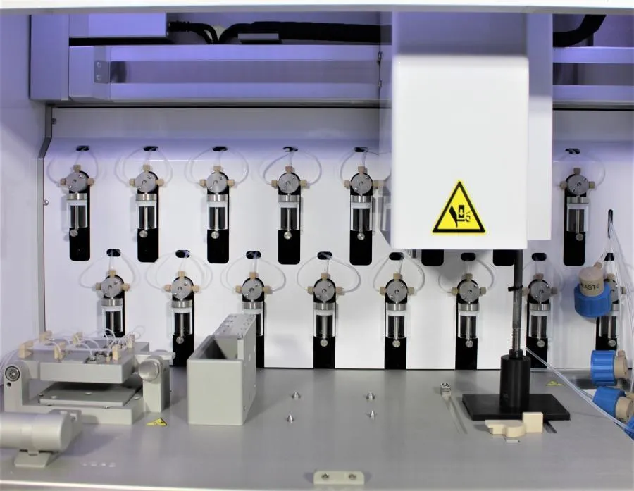 Cynvenio Liquid Biopsy Automated Rare Cell Platform v1.2 Unit