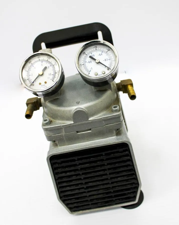 GAST DOA-P704-AA Vacuum pump