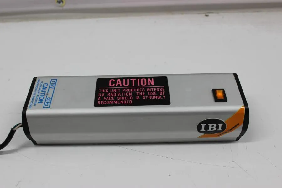 IBI UVH Hand-held UV Transilluminator