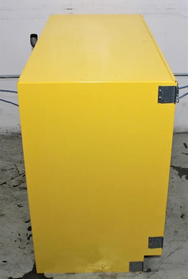 Justrite Sure-Grip EX 31 Gallon Flammable Liquid Safety Cabinet 884820