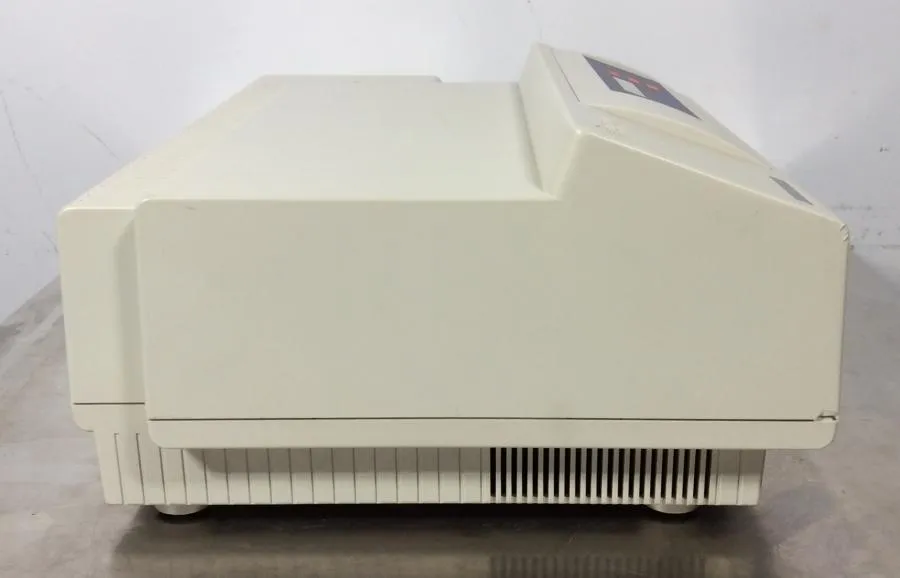 Molecular Devices Spectra Max Gemini Microplate Spectrophotometer