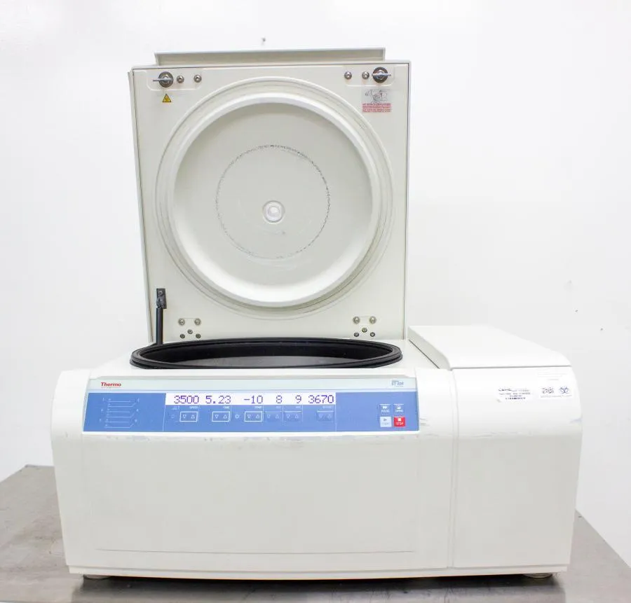 Thermo Scientific Sorvall ST 40R Refrigerated Benchtop Centrifuge 75004525
