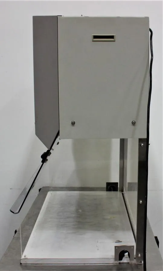 NuAire AireGard ES (Energy Saver) NU-126 Vertical Airflow Workstation