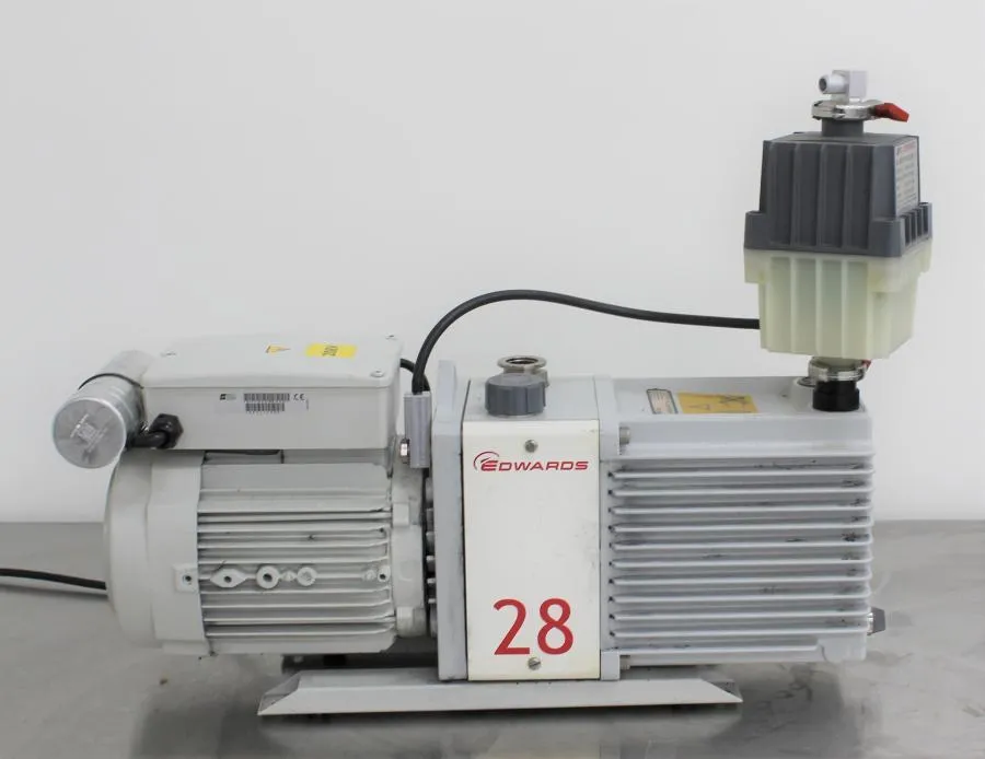 Edwards 28 Rotary Vane Dual Stage Vacuum Pump E2M28