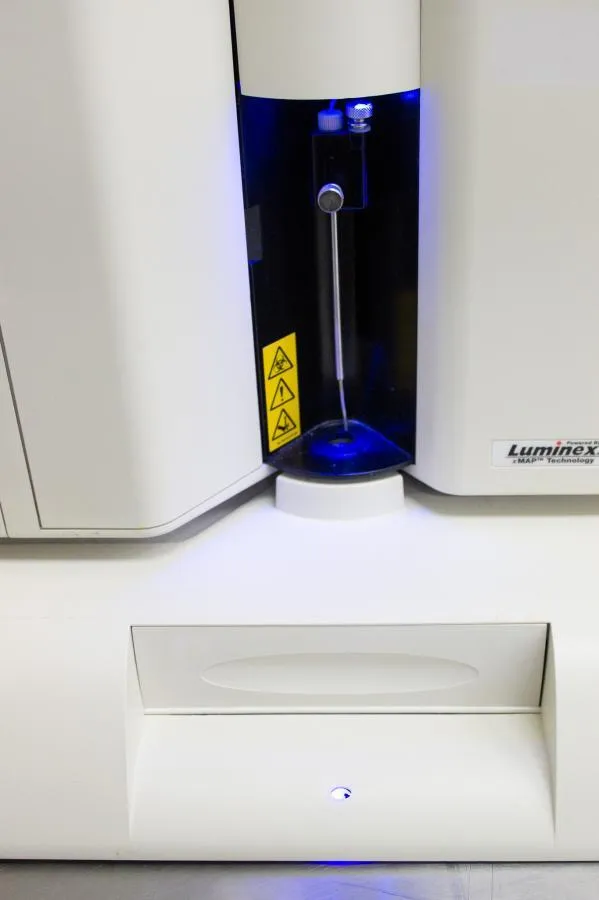 Luminex 200 Instrument Multiplexing Cell Analyzer