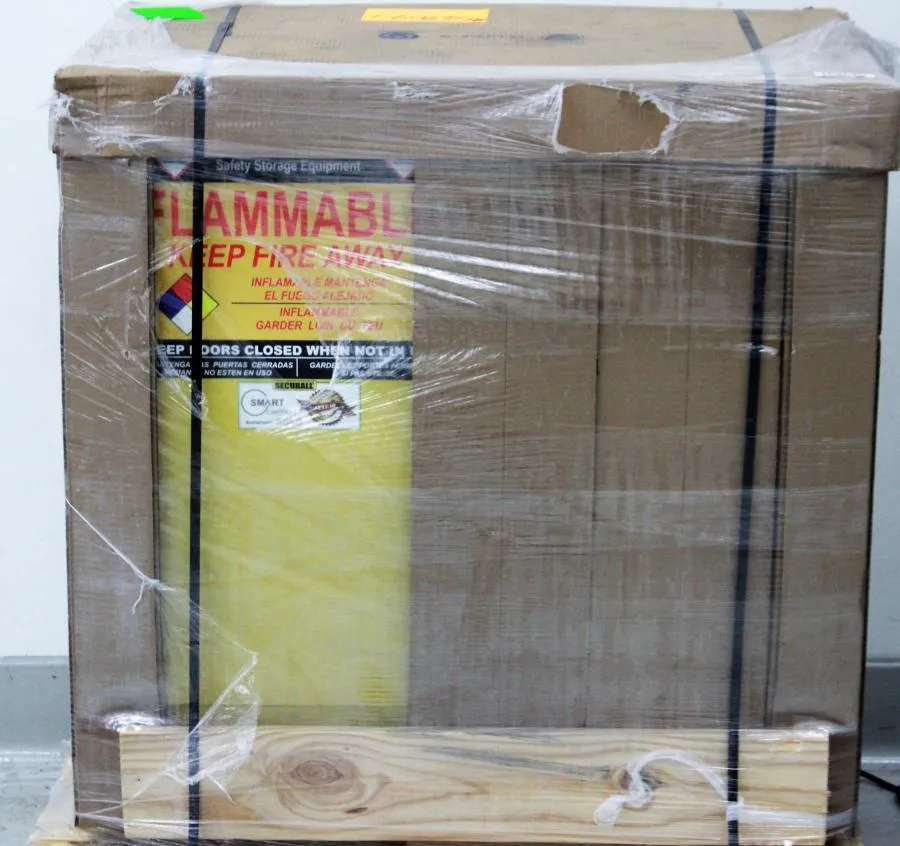 Securall 30 Gallon Flammable Storage Cabinet, Manual Close Standard 2-Door