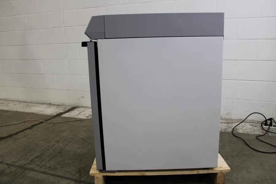 Thermo Scientific TSX505SA Undercounter Refrigerator