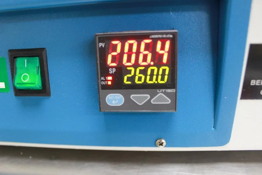 Thermo Scientific Lindberg Blue Vacuum Oven VO914A