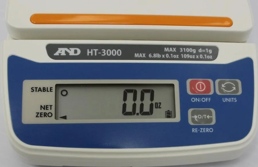 AND HT-3000 Compact Scale 3100g X 1g