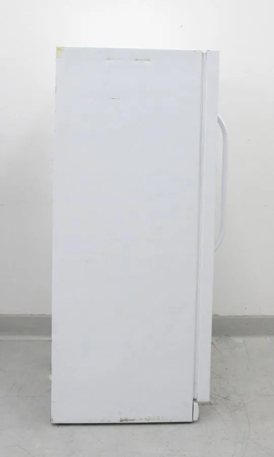 Frigidaire Lab Refrigerator white single door Model FFRU17B2QWA