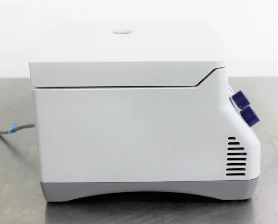 Eppendorf 5424 Centrifuge with FA-45-24-11 Rotor CLEARANCE! As-Is