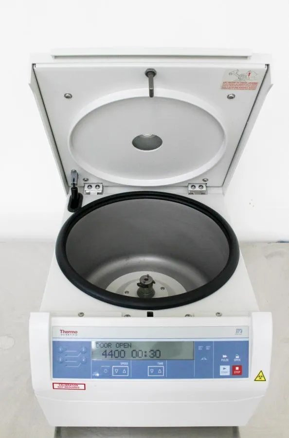 Thermo Scientific Sorvall ST 8 Small Benchtop Centrifuge 75007200