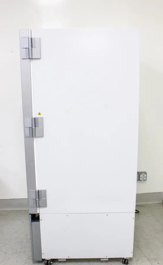 Thermo Scientific TSX Series Ultra-Low Temperature -86C Freezer Model TSX60086A