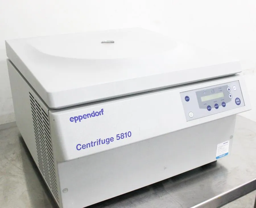 Eppendorf Benchtop Centrifuge Model 5810 with A-4-81 Swing Bucket Rotor