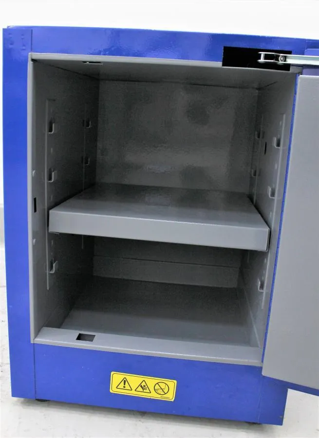 JUSTRITE Sure-Grip EX Countertop Hazardous Material Safety Cabinet, 4 Gal.