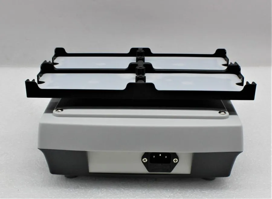 Thermo Scientific Compact  Microplate Shaker