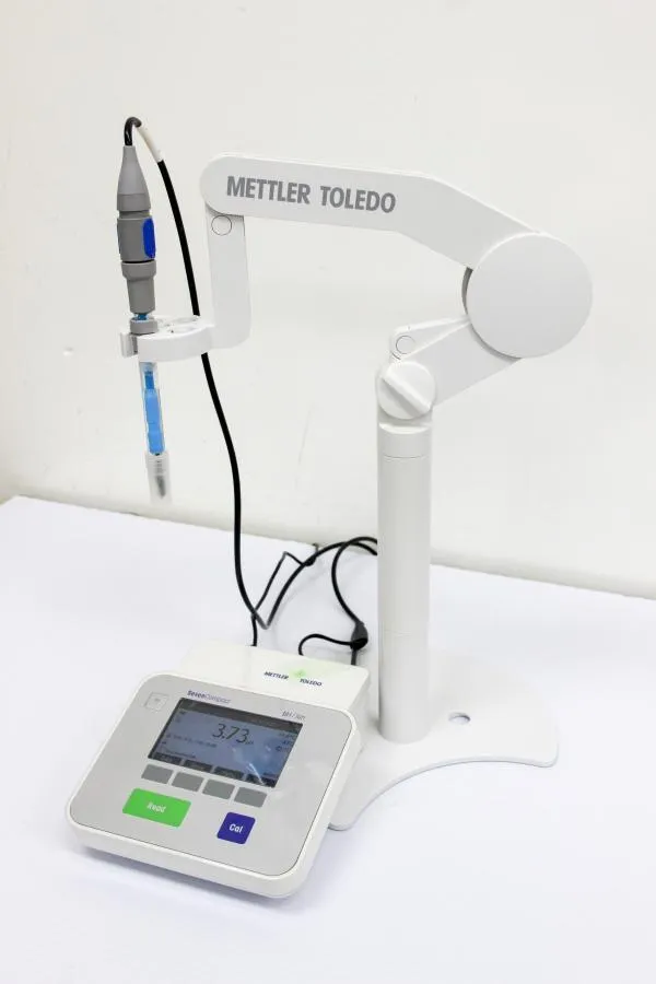 Mettler Toledo SevenCompact S220 pH/Ion Meter