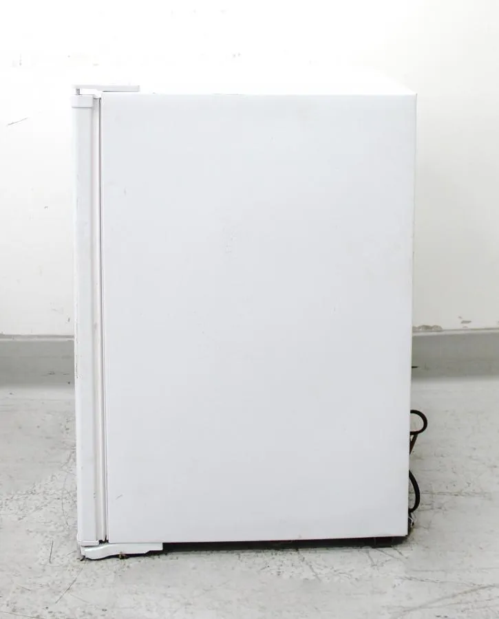 Summit 5 cu. ft. Upright Manual Defrost Freezer in White FS-60M