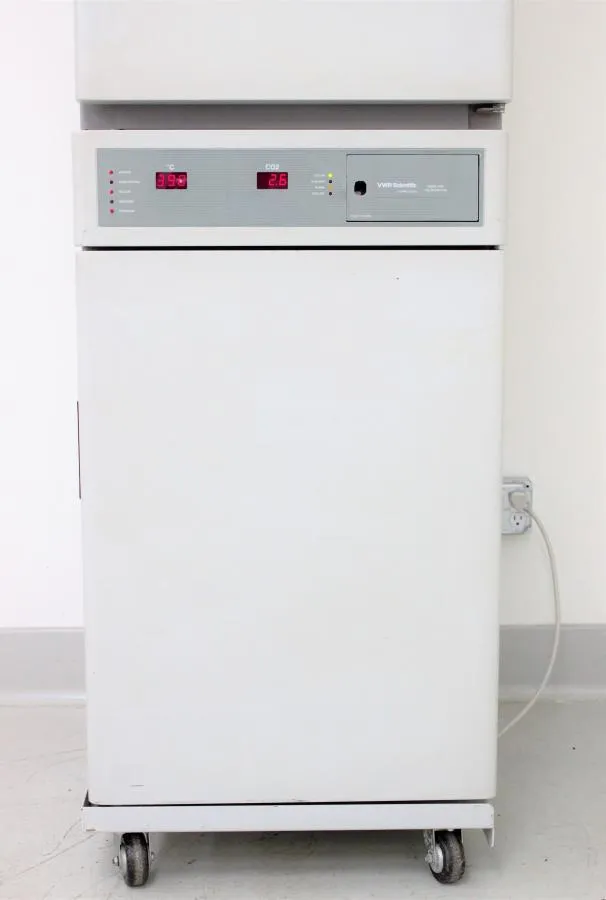 VWR Shel Lab  Dual Stack 2450 B/2450 T Water Jacketed Lab CO2 Incubator