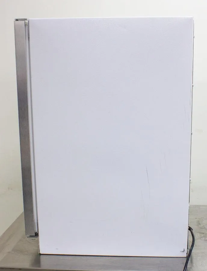 So-Low Model RI10-6A Low Temperature Incubator SO9 CLEARANCE! As-Is