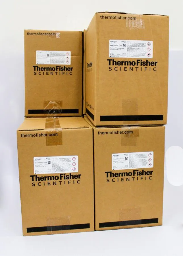 Thermo Fisher S. BenchPro 2100 Plasmid Purification Card and Reagent Tray Kit