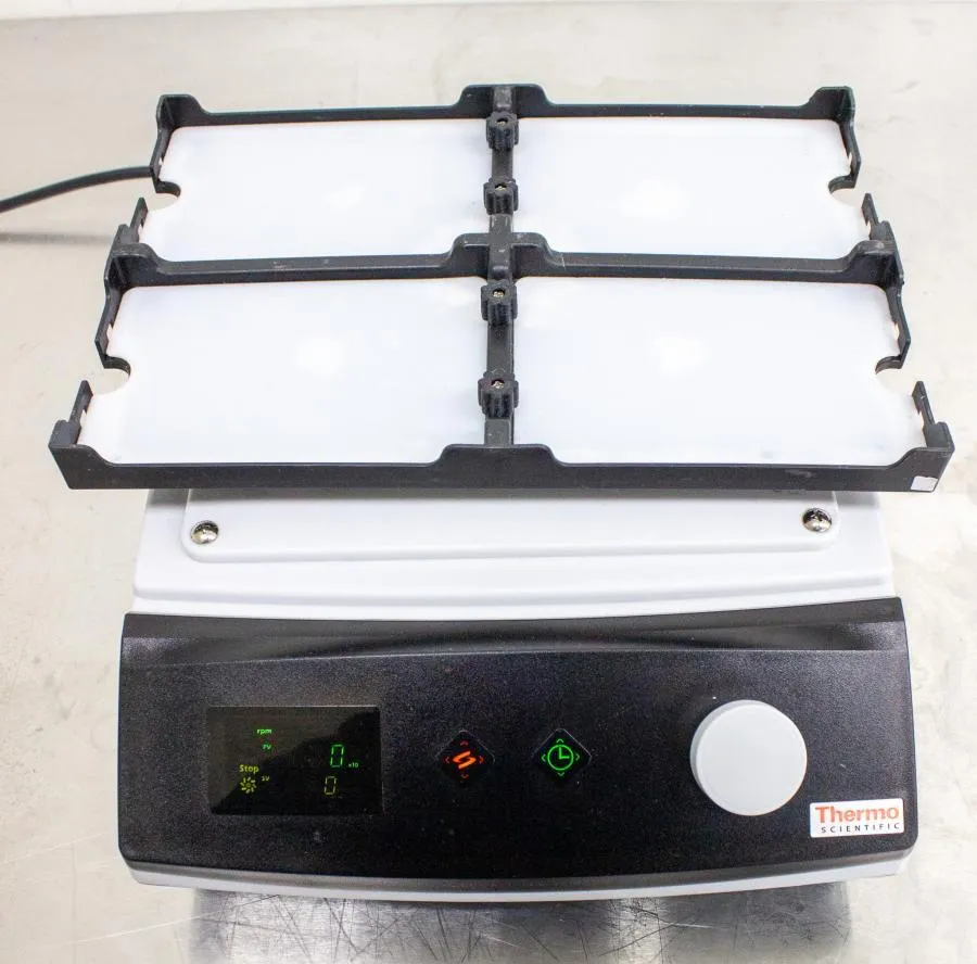 Thermo Scientific Compact Digital Microplate Shaker 88880023