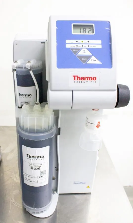 Thermo Barnstead Smart2Pure UV/UF with Pretreatm CLEARANCE! As-Is