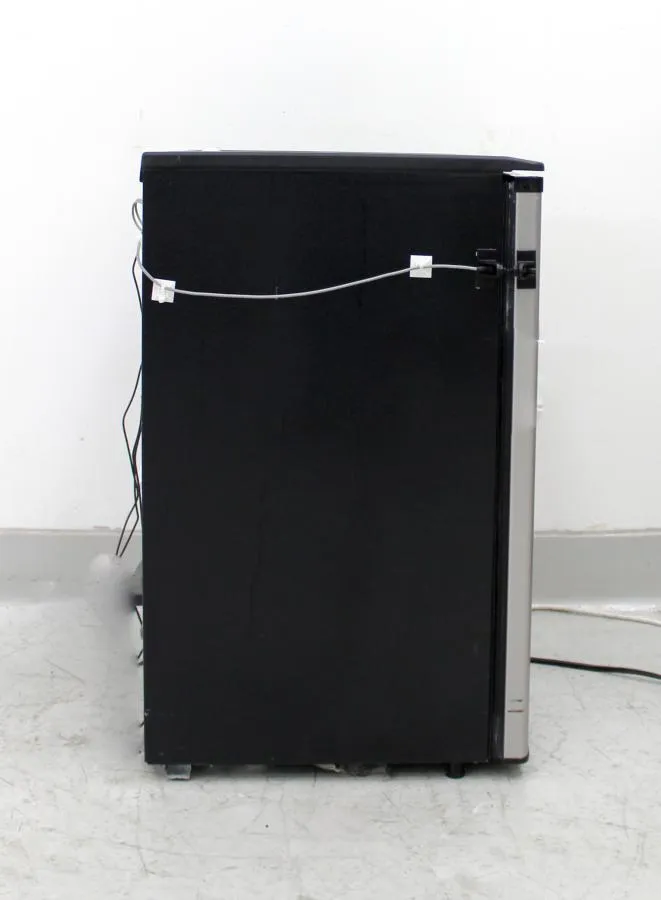 SANYO High Refrigerator with Platinum Door model: SR-4912M