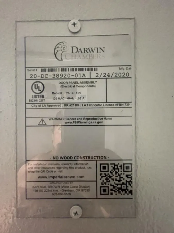 Darwin Chambers FL-4-60W Cleaning Rooms