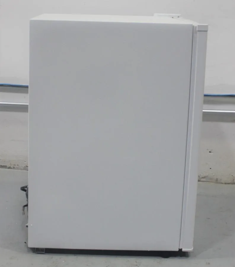 Thermo Scientific  Freezer 3752-DB