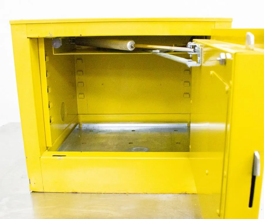 Flammable Storage Cabinet 20 x 20 x 18 in