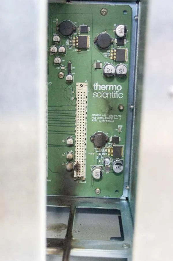 Thermo Dionex ICS-6000 DC-6 Detector/Chromatography Module 22181-60050 for Parts