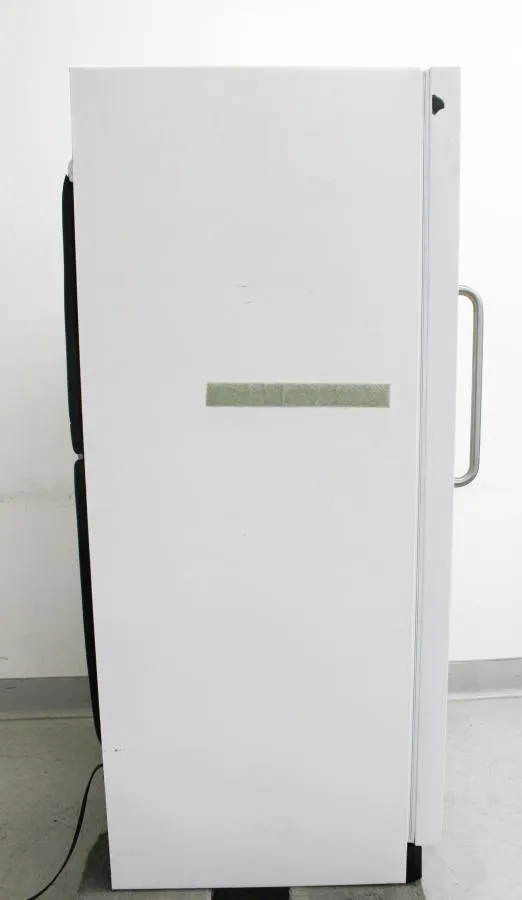 VWR General Purpose Upright Freezer Model SCBMF-3020