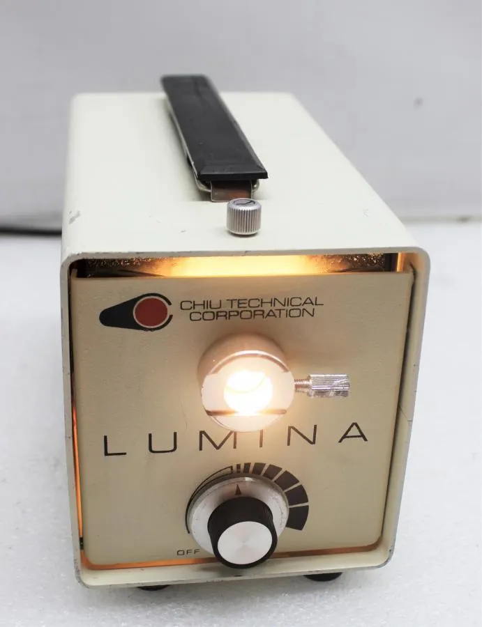 Chiu Technical Corporations Lumina F0-150 Illuminator LIGHT