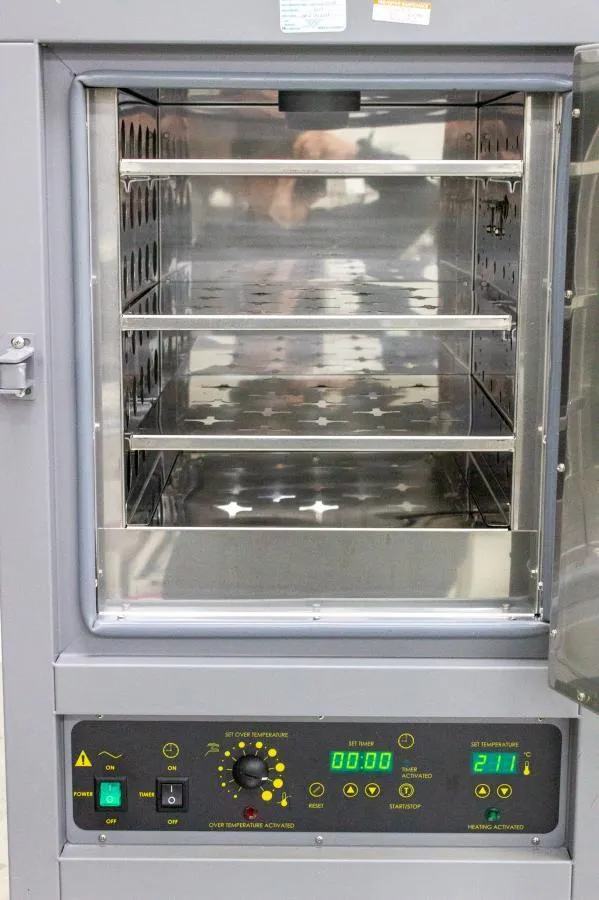Sheldon Shel Lab 1330FM Horizontal Airflow Oven CLEARANCE! As-Is