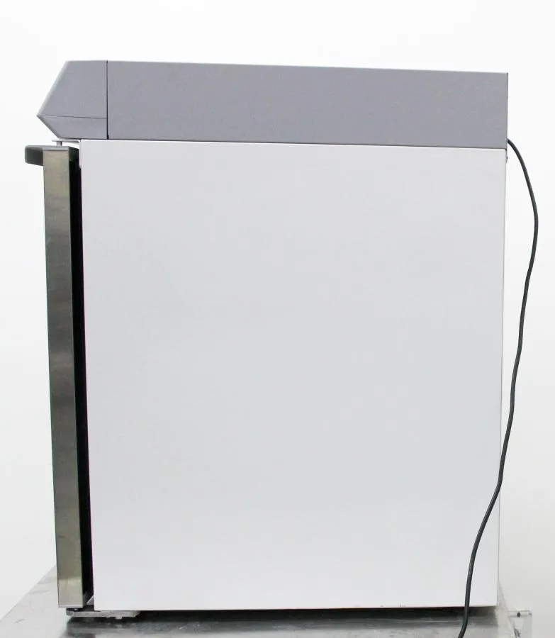 Fisherbrand IsoTemp Undercounter Refrigerator FBG505GA
