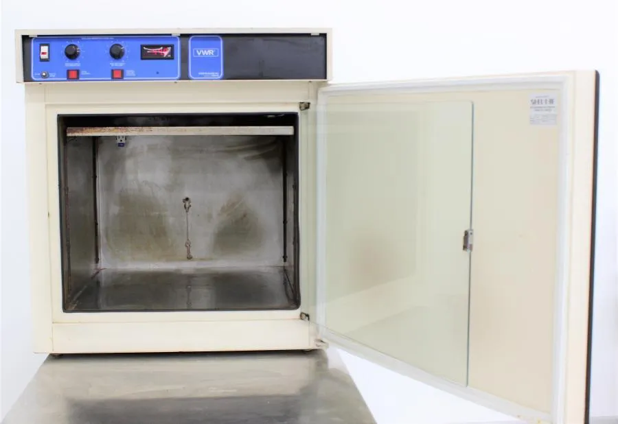 VWR Laboratory Oven Incubator 1530