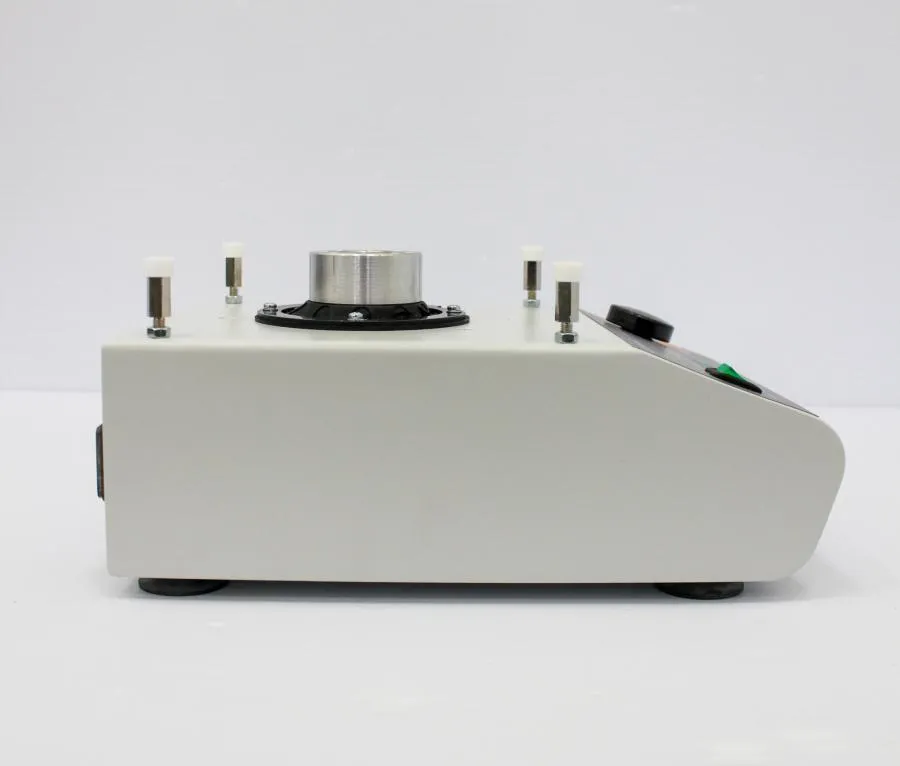 CORNING LSE Digital Microplate Shaker S2020-P4-COR