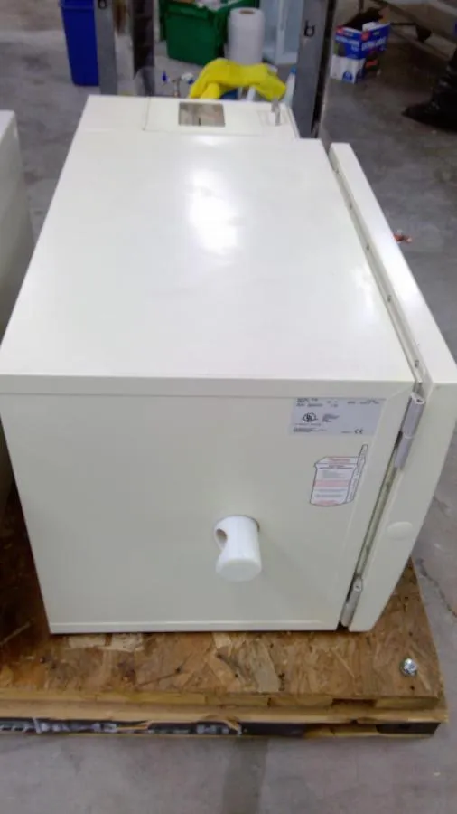Thermo Scientific CryoMed Controlled-Rate Freezers model 7452
