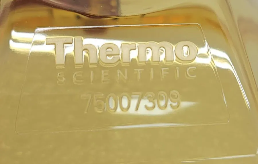 Thermo Scientific 75007309 ClickSeal Biocontainment Lid (Set of 2)