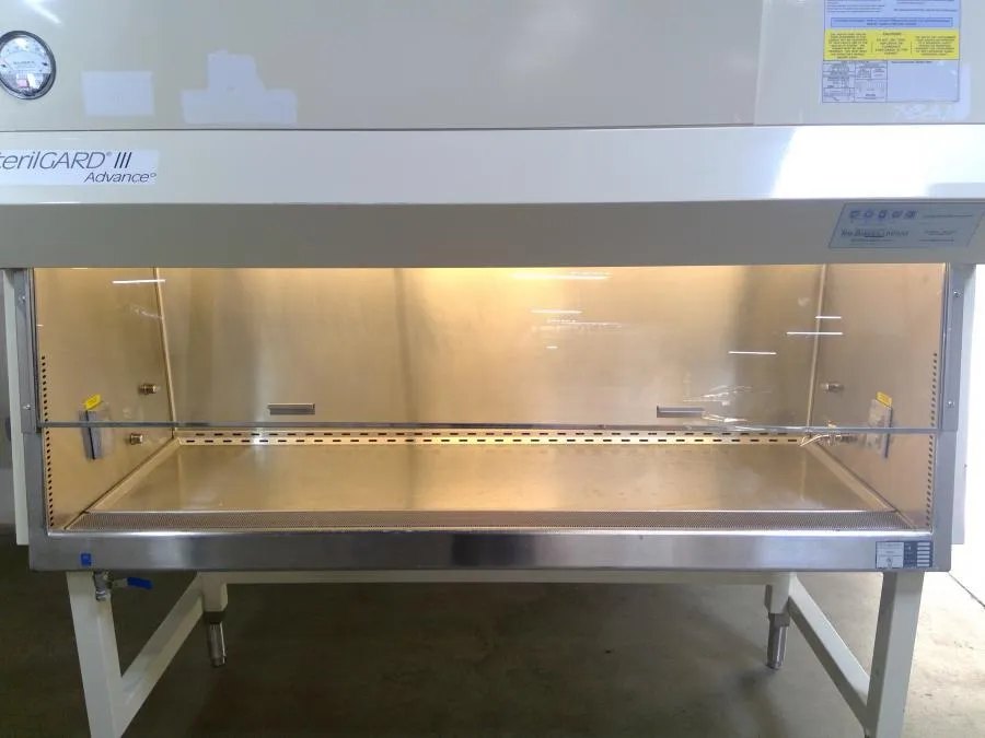 Baker Sterilgard SG603 6' Bio Safety Cabinet