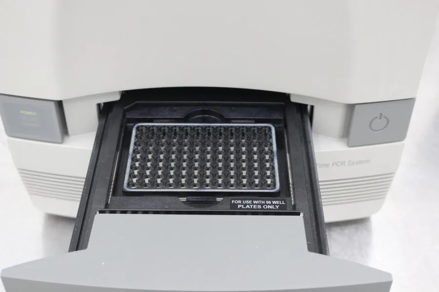 Applied Biosystem 7500 Fast Real-Time PCR